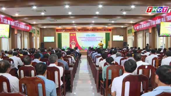 Lãnh đạo tỉnh Đồng Tháp dự Họp mặt mừng Đảng, mừng Xuân tại phường Cao Lãnh