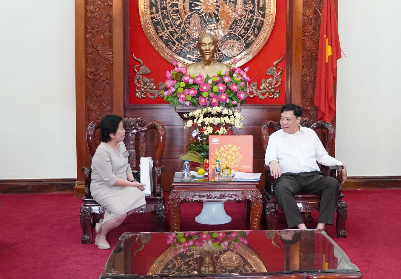 Lãnh đạo tỉnh làm việc với Công ty Cổ phần Vĩnh Hoàn