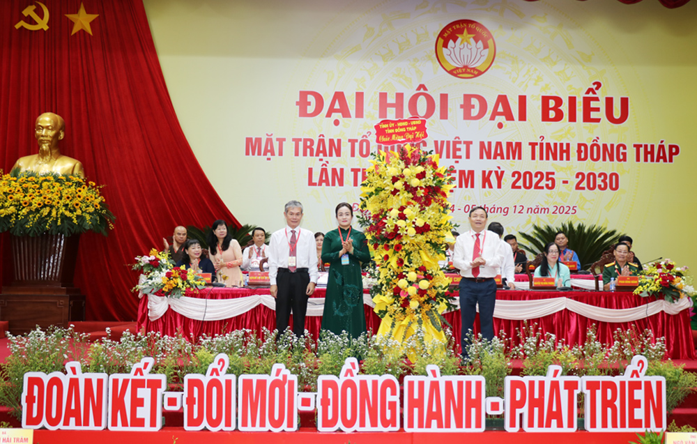 Phát huy mạnh mẽ sức mạnh đại đoàn kết toàn dân