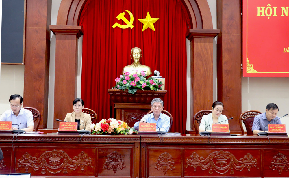 Tập trung tăng tốc hoàn thành chỉ tiêu kinh tế - xã hội năm 2025