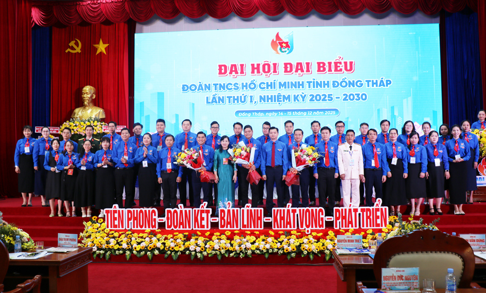 Đồng chí Lê Hoàng Quyết giữ chức Bí thư Tỉnh đoàn khóa I