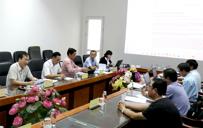 Lãnh đạo tỉnh đối thoại, xem xét khiếu nại của người dân về đất đai