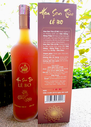 Hoa sen tửu Lê Bo