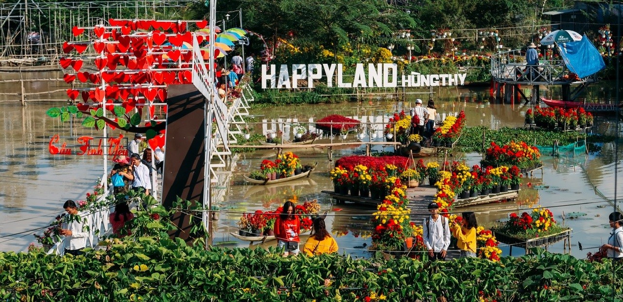 HUNG THU HAPPY LAND