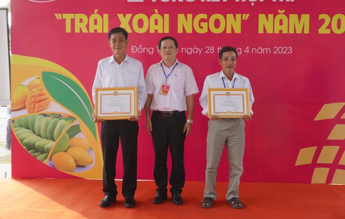 Nông dân Đoàn Thanh Hiền đạt 02 giải Nhất tại Hội thi “Trái xoài ngon”