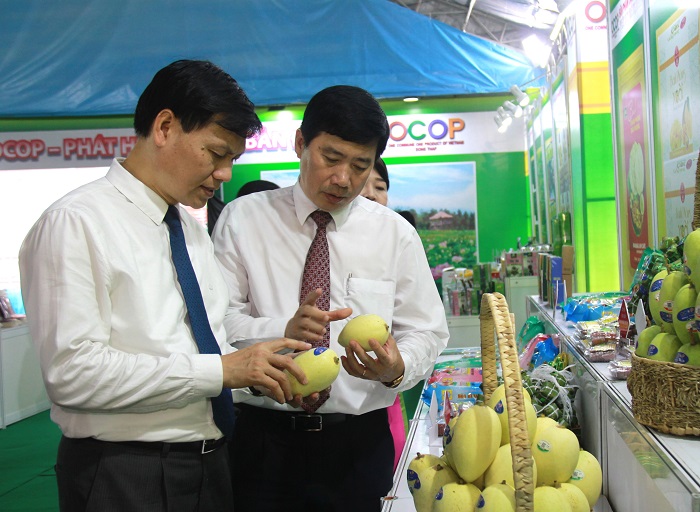 tri thuc hoa nong dan