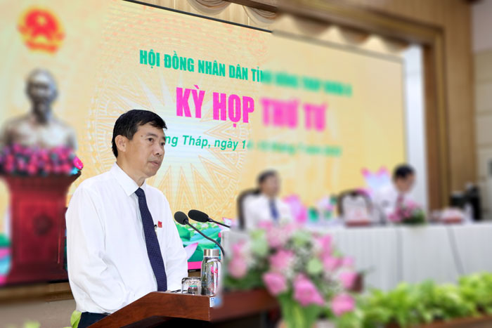 tri thuc hoa nong dan