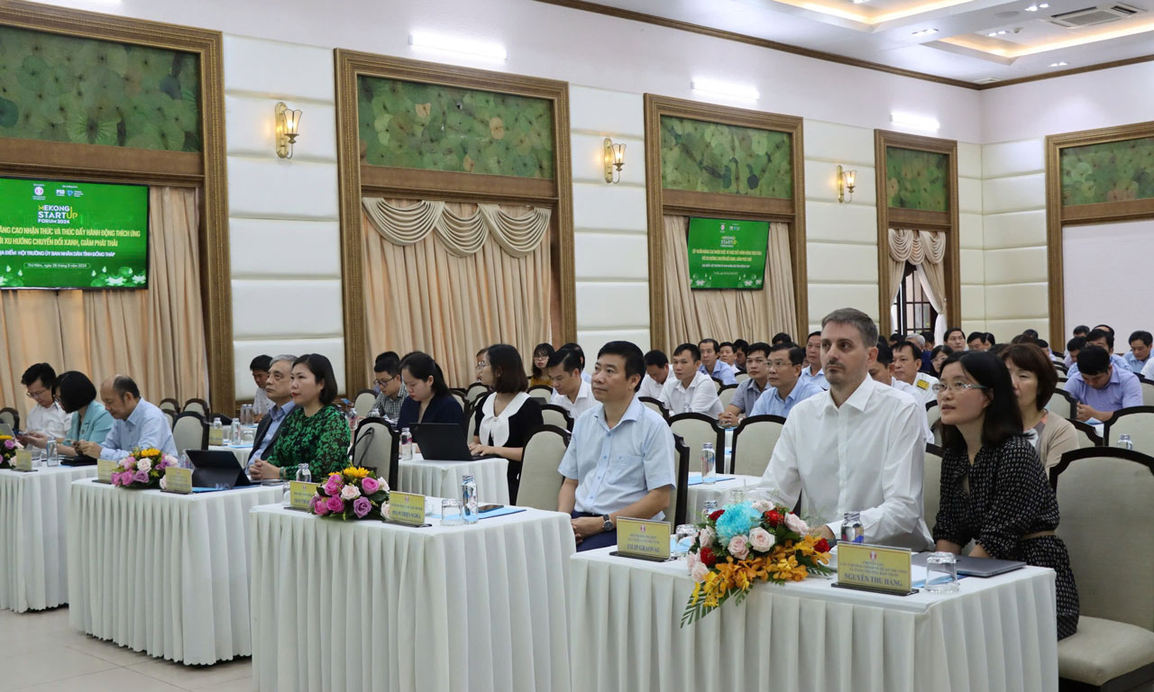 Tập huấn nâng cao nhận thức và thúc đẩy hành động thích ứng với xu hướng chuyển đổi xanh, giảm phát thải